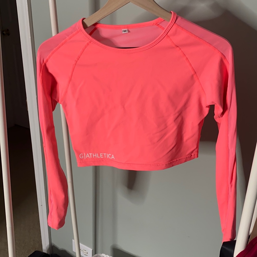G athletica cropped long sleeve